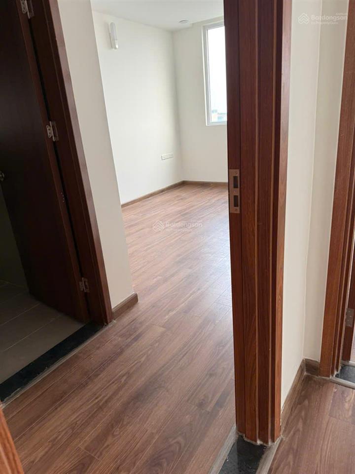 Cho thuê căn hộ 3 phòng ngủ sr26 toà river , euro windows