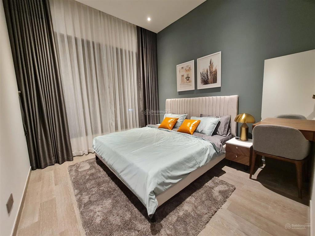 Deal tốt cho căn hộ 3pn tại the marq, tầng cao view city. bàn giao full nt, sẵn hđ thuê tặng 2 ô xe