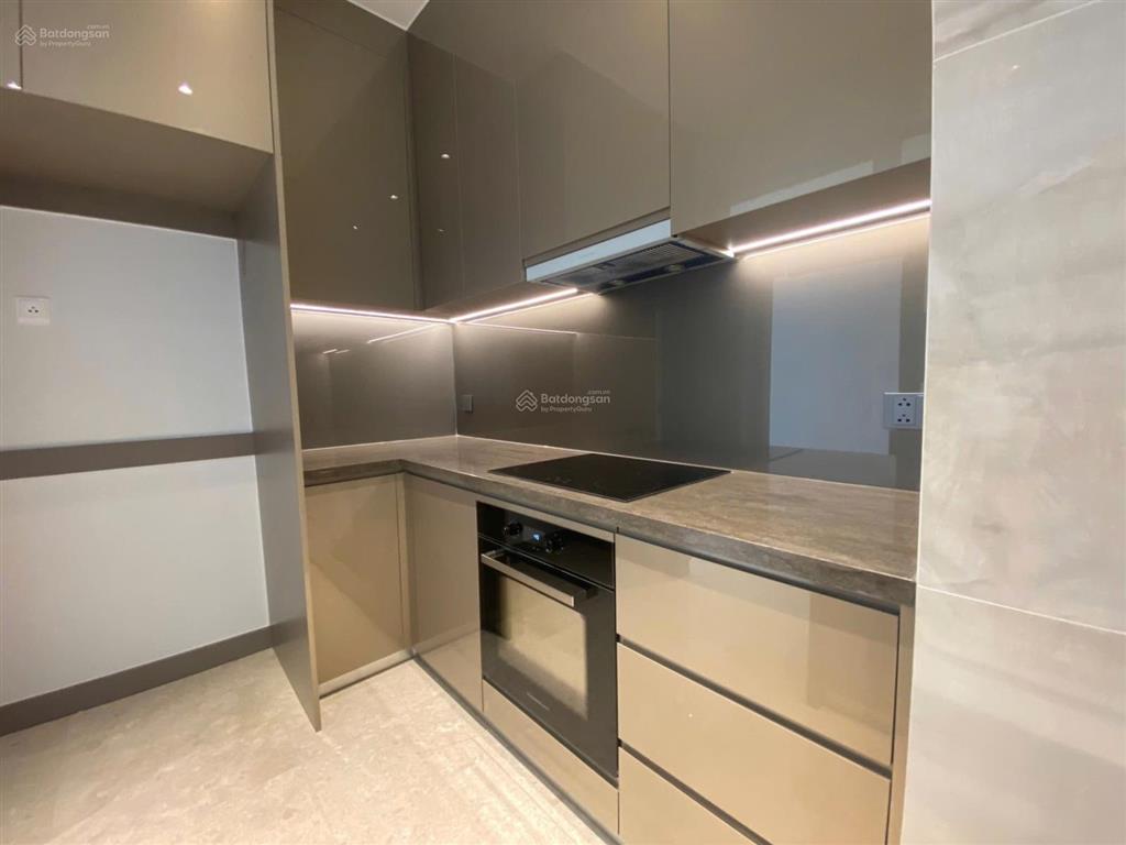 Deal tốt cho căn hộ 3pn tại the marq, tầng cao view city. bàn giao full nt, sẵn hđ thuê tặng 2 ô xe