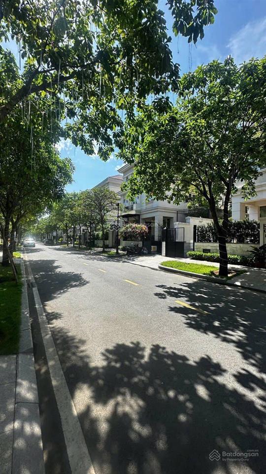 Bán nhanh biệt thự saroma sala thủ thiêm. căn góc hông 331m2, hoàn thiện full nt, sẵn sổ hồng.