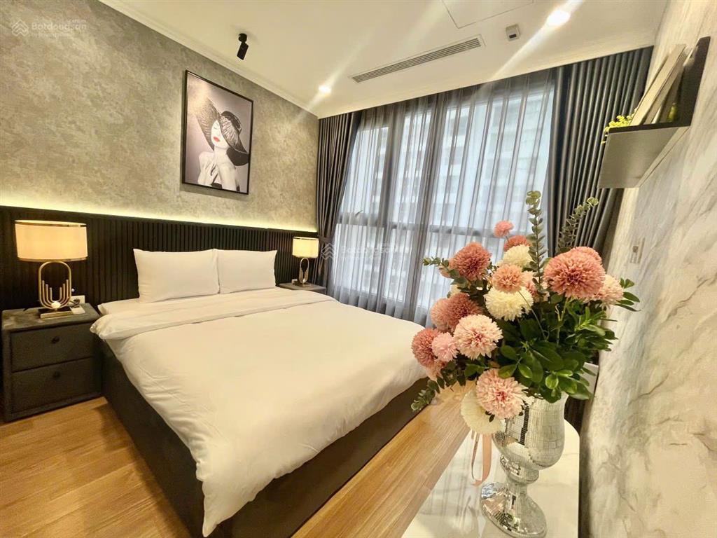 Cho thuê căn hộ 2 phòng ngủ full đồ giá chỉ 14 triệu/tháng.  0943 358 ***