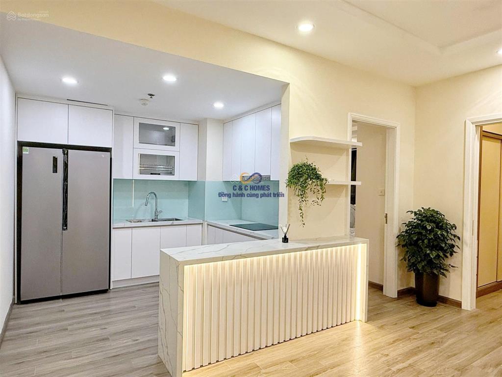 Bán căn 2 ngủ 2 vệ sinh t11 times city 83m², tòa trung tâm, giá tốt, nhỉnh 8 tỷ