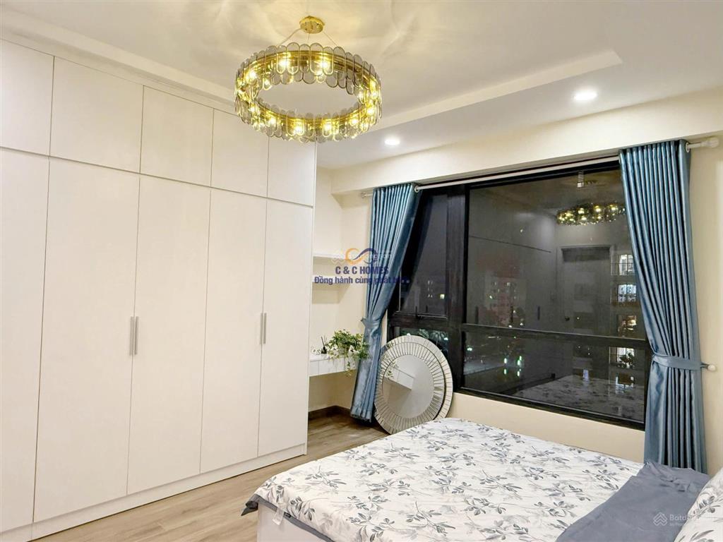 Bán căn 2 ngủ 2 vệ sinh t11 times city 83m², tòa trung tâm, giá tốt, nhỉnh 8 tỷ
