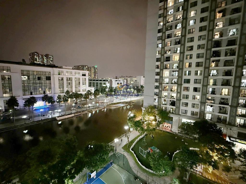 Bán căn 2 ngủ 2 vệ sinh t11 times city 83m², tòa trung tâm, giá tốt, nhỉnh 8 tỷ