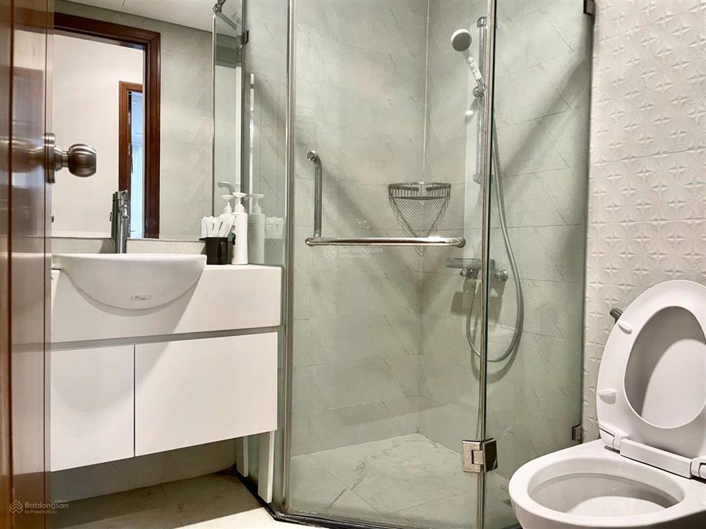 Bán căn hộ 2 ngủ 2 vệ sinh tòa park premium 68m2, giá 6,2 tỷ tại vinhomes times city  0943 358 ***