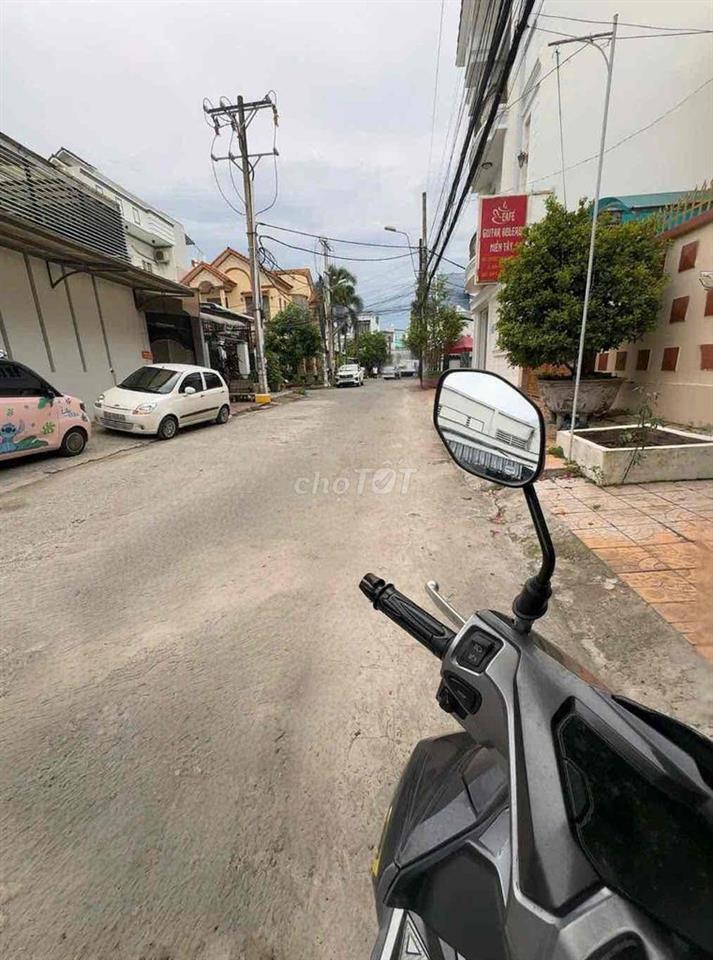 BÁN NHÀ 1 LẦU - LỘ NHỰA OTO - KDC 515 ĐƯỜNG 30/4 - GIÁ: 3.95 TỶ