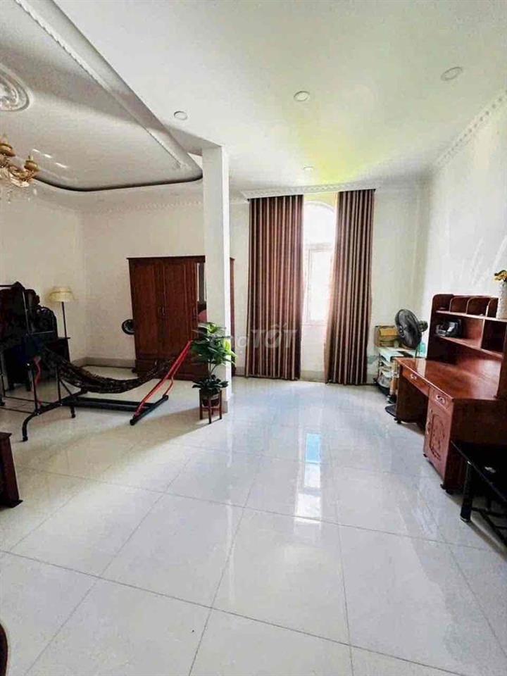 BIỆT THỰ 3 TẦNG SÂN THƯỢNG - KDC XÂY DỰNG CẦN THƠ (7PN)