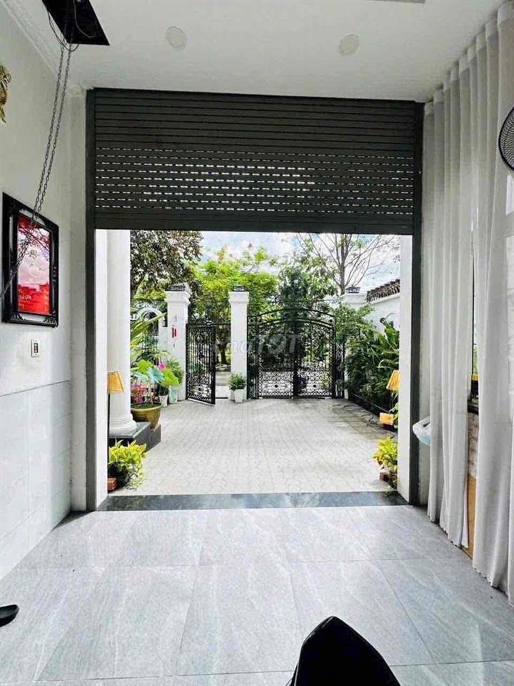 BIỆT THỰ 3 TẦNG SÂN THƯỢNG - KDC XÂY DỰNG CẦN THƠ (7PN)
