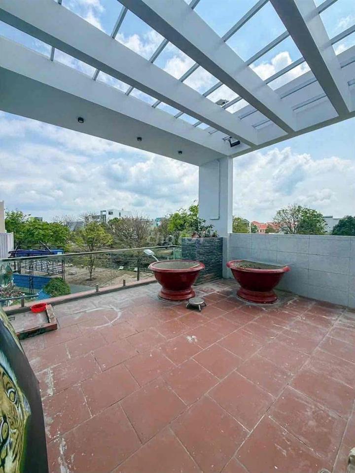 NHÀ 2 LẦU GẦN CÔNG VIÊN VÀ TRƯỜNG HỌC - KDC VĂN HOÁ TÂY ĐÔ - GIÁ: 4.8