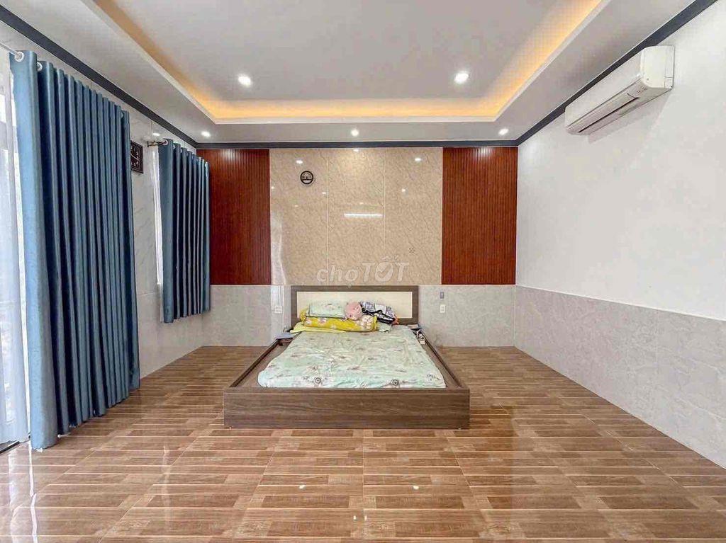 NHÀ 2 LẦU GẦN CÔNG VIÊN VÀ TRƯỜNG HỌC - KDC VĂN HOÁ TÂY ĐÔ - GIÁ: 4.8