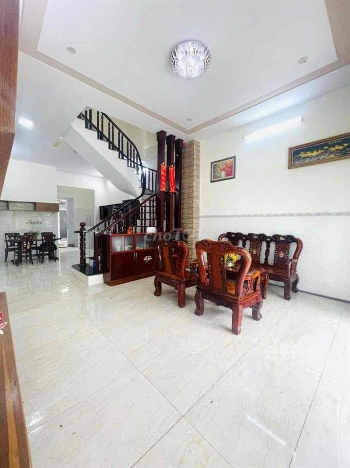 BÁN NHÀ 2 LẦU - ĐƯỜNG 8C2 - KDC HƯNG PHÚ - GIÁ: 4.3 TỶ (thương lượng)
