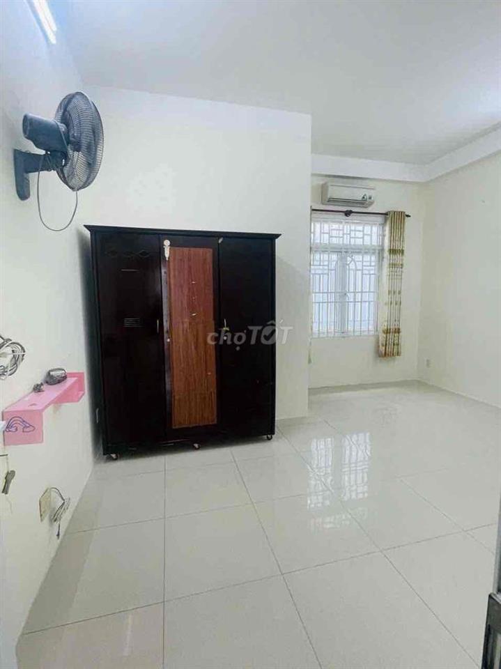 BÁN NHÀ 2 LẦU - ĐƯỜNG 8C2 - KDC HƯNG PHÚ - GIÁ: 4.3 TỶ (thương lượng)