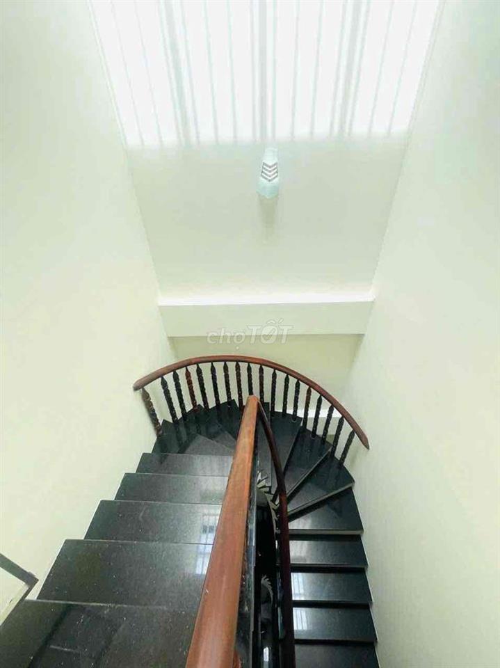 BÁN NHÀ 2 LẦU - ĐƯỜNG 8C2 - KDC HƯNG PHÚ - GIÁ: 4.3 TỶ (thương lượng)