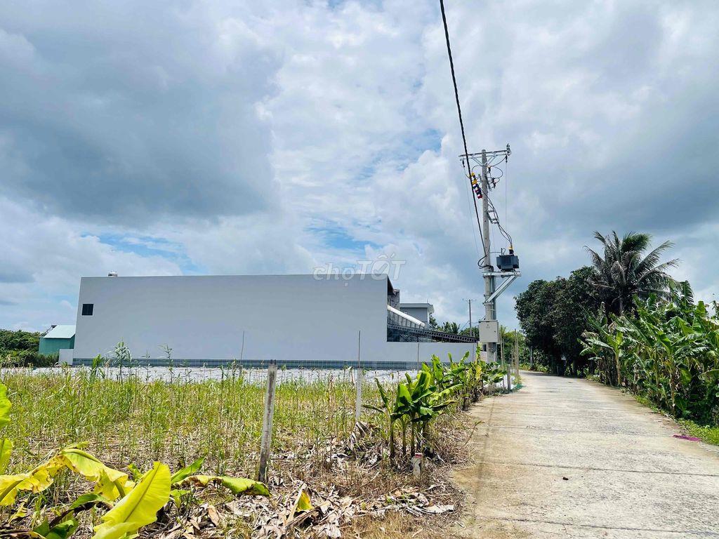 BÁN NỀN 108M² THỔ CƯ – GẦN TRƯỜNG ĐH NAM CẦN THƠ – LỘ 5M VIEW RẠCH