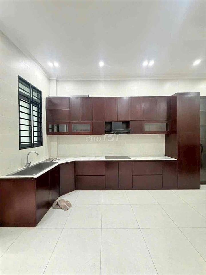 BÁN NHÀ 2 TẦNG HOÀN CÔNG – ĐỐI DIỆN BV NHI ĐỒNG – TẶNG NỘI THẤT GỖ