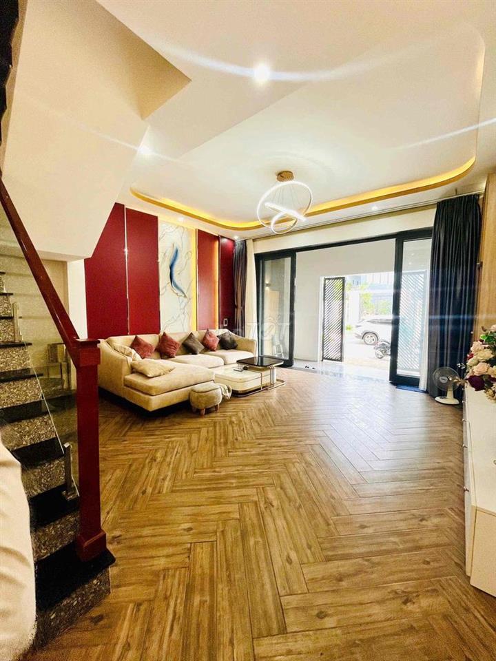 CHO THUÊ NHÀ: TRỆT 2 LẦU MỚI ĐẸP - FULL NỘI THẤT - KHU NAM LONG