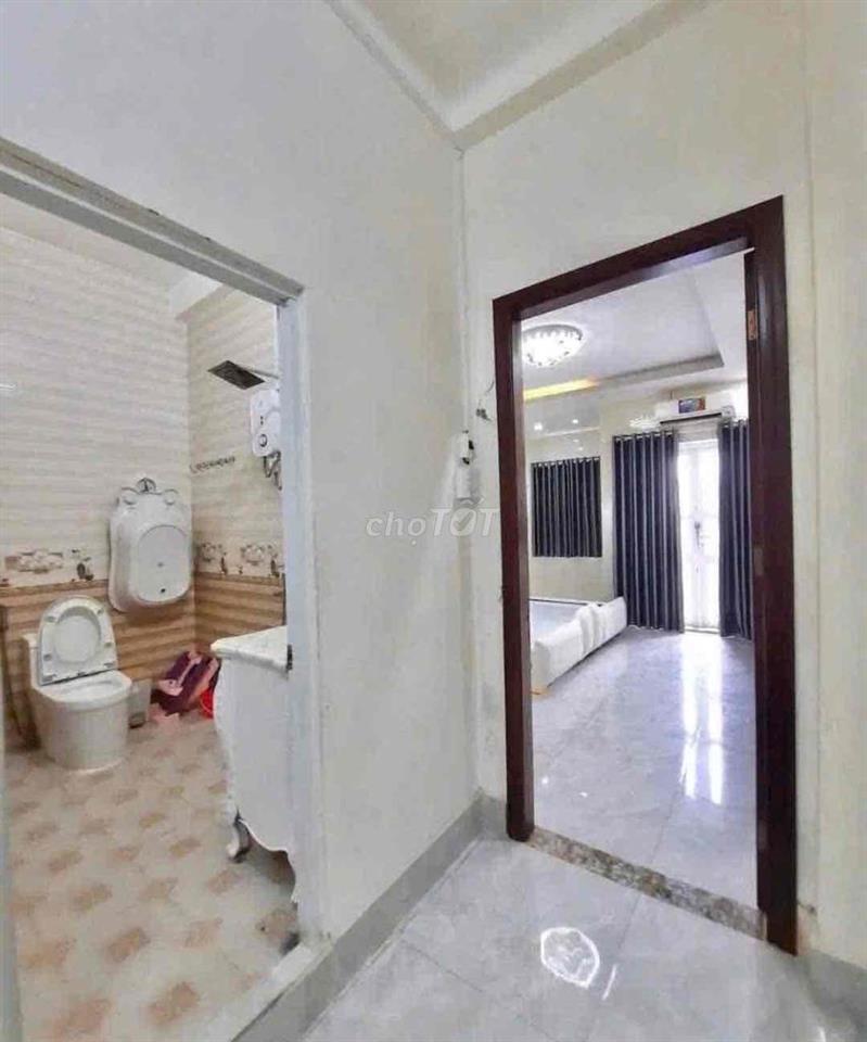 NHÀ CHO THUÊ: TRỆT 2 LẦU - FULL NỘI THẤT - KDC CTY 8 - GIÁ: 10 TRIỆU
