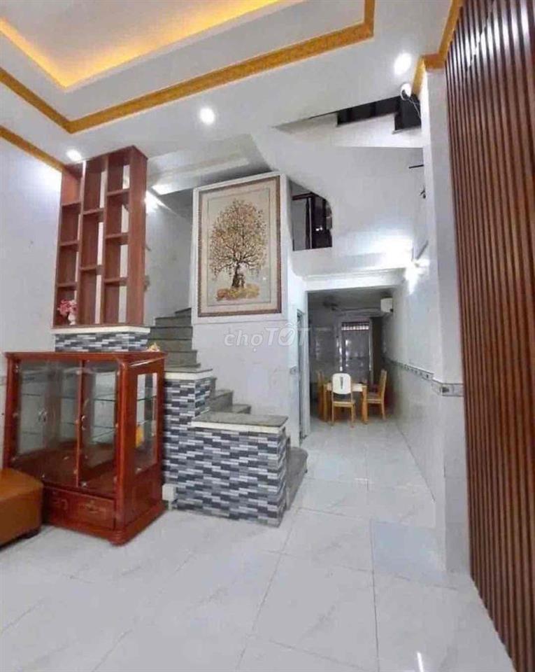 NHÀ CHO THUÊ: TRỆT 2 LẦU - FULL NỘI THẤT - KDC CTY 8 - GIÁ: 10 TRIỆU