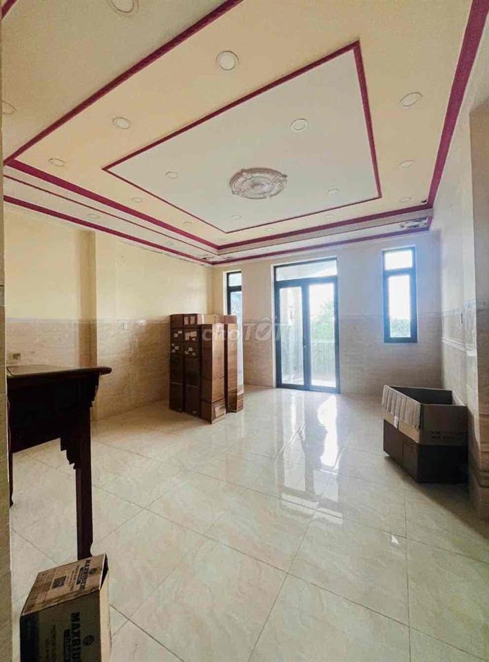 CHO THUÊ NHÀ: TRỆT 3 LẦU & SÂN THƯỢNG - MẶT TIỀN KDC VĂN HOÁ TÂY ĐÔ