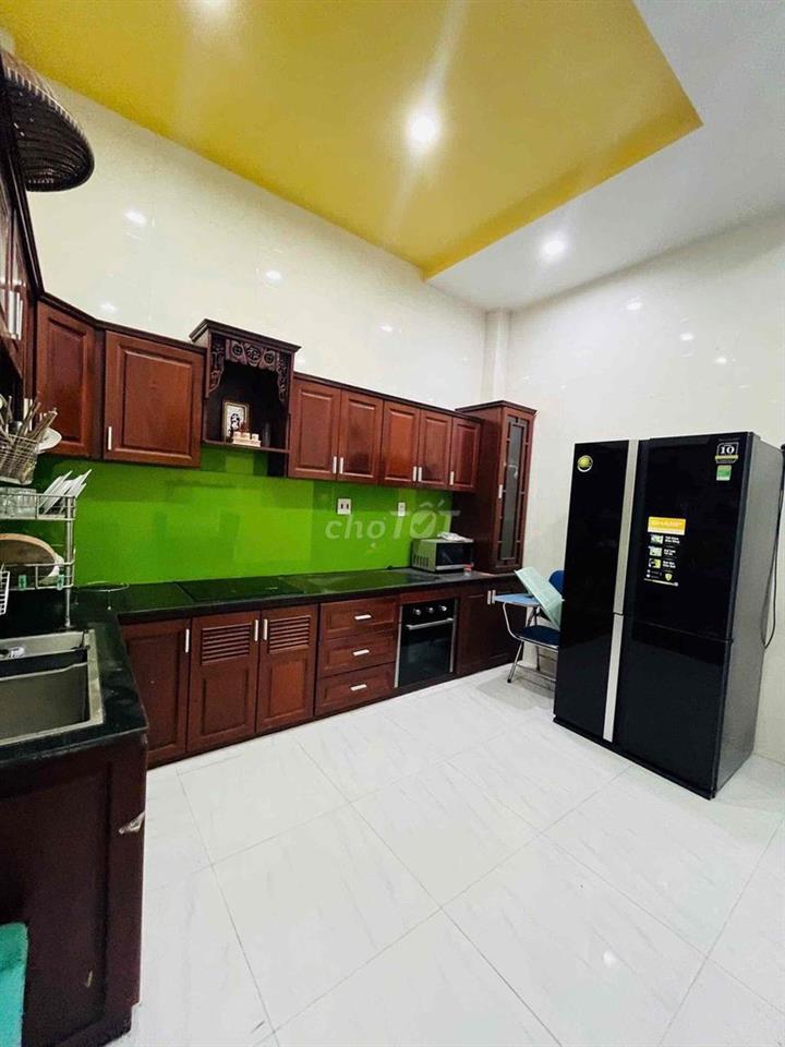 CHO THUÊ NHÀ TRỆT 2 LẦU - FULL NỘI THẤT - KDC HƯNG PHÚ