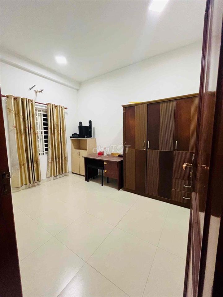 CHO THUÊ NHÀ TRỆT 2 LẦU - FULL NỘI THẤT - KDC HƯNG PHÚ