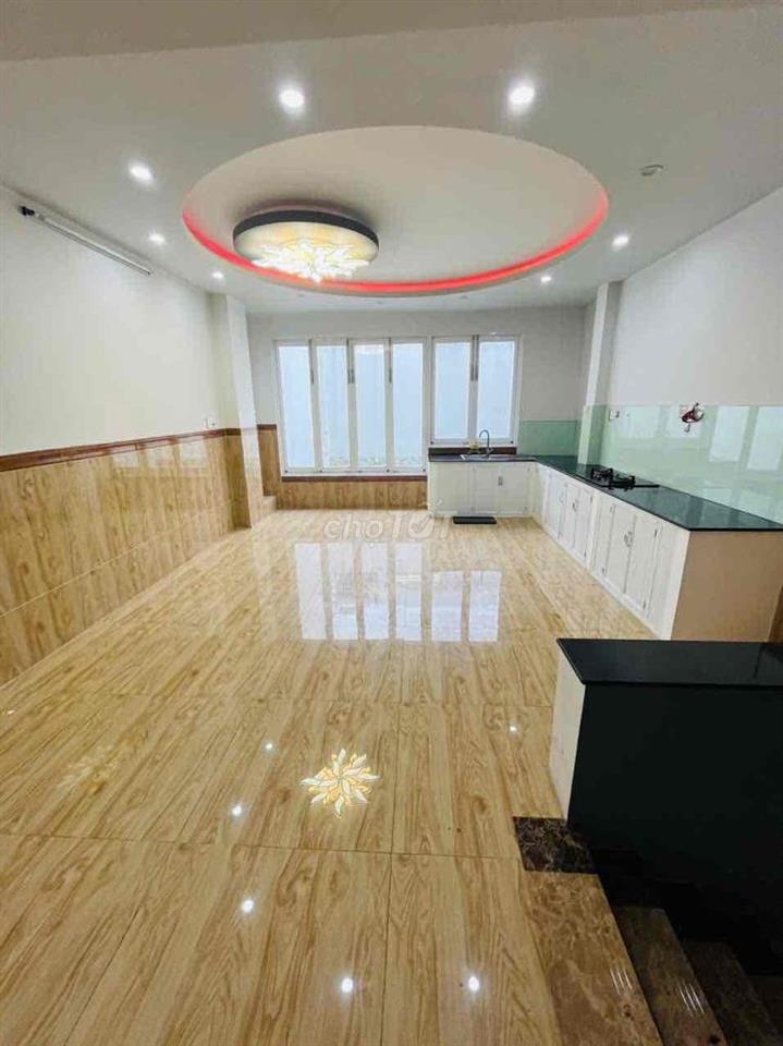 CHO THUÊ NHÀ 4 TẦNG (5PN) - SẲN NỘI THẤT - KDC 586, CÁI RĂNG