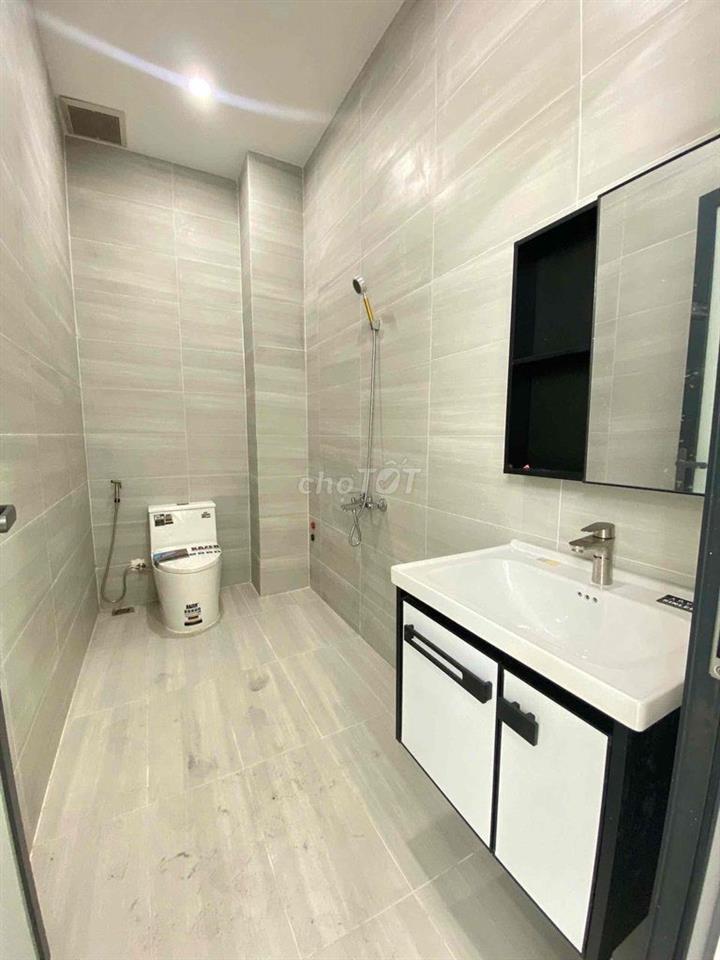 NHÀ TRỆT 3 LẦU - SẲN 4 MÁY LẠNH - TRỤC CHÍNH KDC HƯNG PHÚ 1
