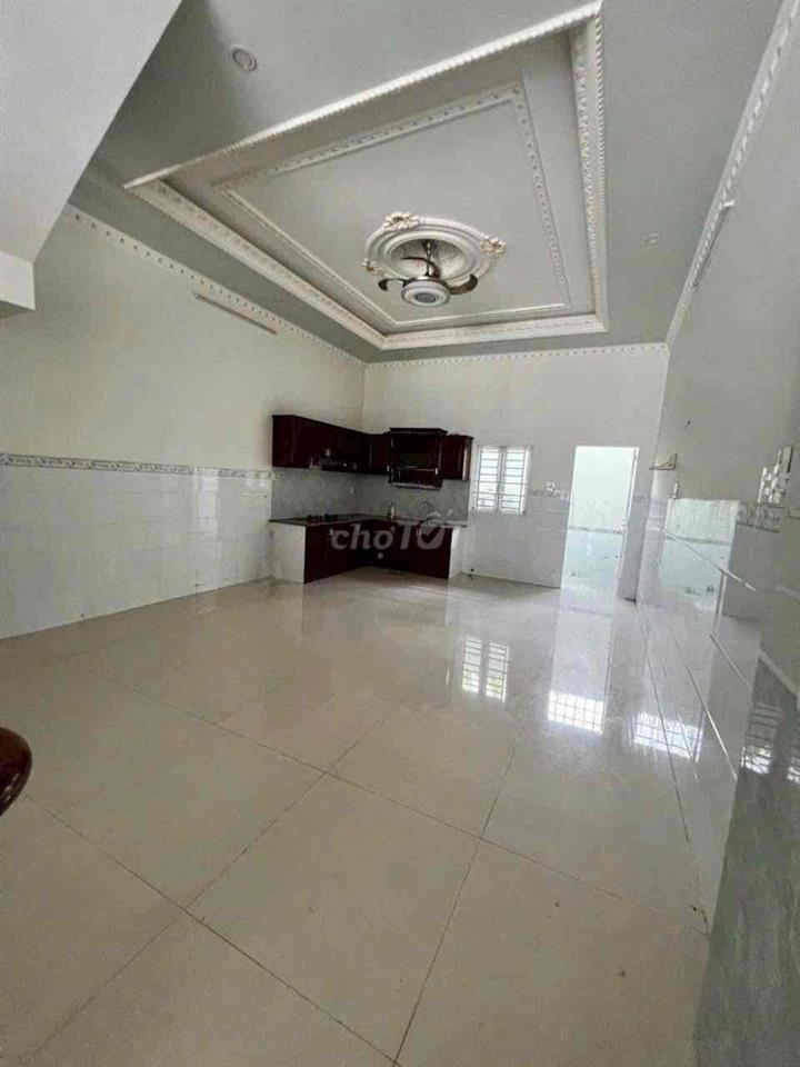 CHO THUÊ NHÀ 2 LẦU SÁT QUỐC LỘ - TRỤC CHÍNH ĐS6 - KDC VĂN HOÁ TÂY ĐÔ