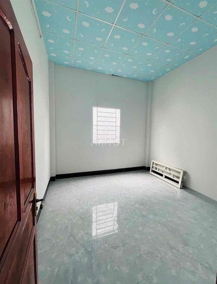 CHO THUÊ NHÀ: TRỆT 1 LẦU MỚI ĐẸP - KDC HỒNG LOAN - GIÁ CHỐT: 8 TRIỆU