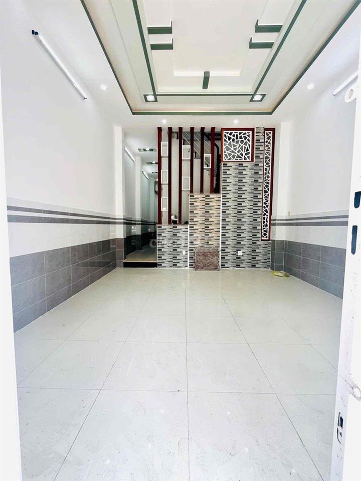 CHO THUÊ NHÀ TRỆT 1 LẦU MỚI ĐẸP - 3 MÁY LẠNH - KDC HƯNG PHÚ