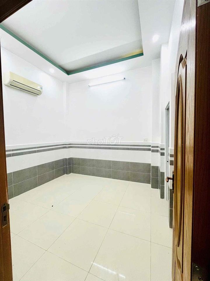 CHO THUÊ NHÀ TRỆT 1 LẦU MỚI ĐẸP - 3 MÁY LẠNH - KDC HƯNG PHÚ
