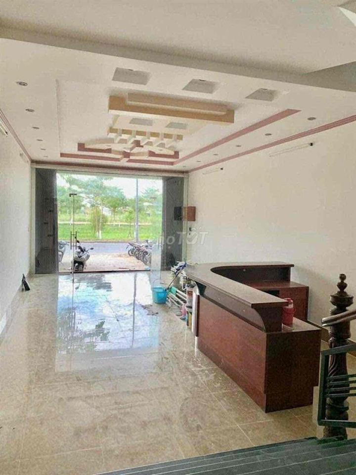 BÁN NHÀ 5 TẦNG (500m2 sàn) - MẶT TIỀN Đ.VÕ NGUYÊN GIÁP (Lộ giới 80m),
