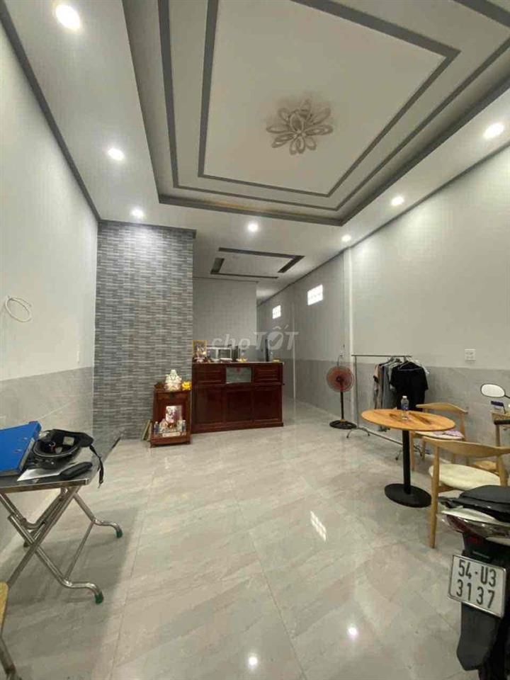BÁN NHÀ TRỆT - HẺM 500 ĐƯỜNG 30/4 (CÁCH ĐẦU HẺM 200M) - GIÁ: 2.7 TỶ