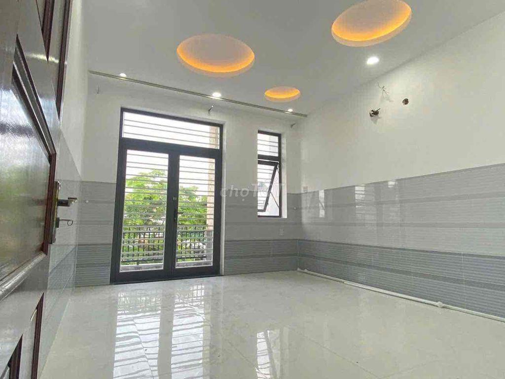 NHÀ 2 LẦU - KDC HƯNG PHÚ - MẶT TIỀN CÔNG VIÊN 26/3 - GIÁ: 3.8x TỶ