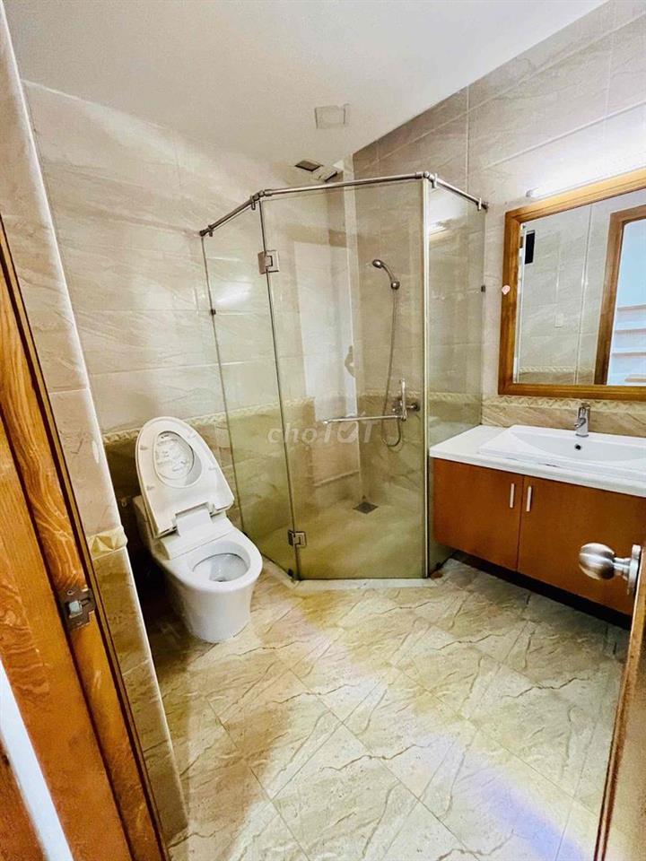NHÀ CHO THUÊ TRỆT 3 LẦU - FULL MÁY LẠNH -  MẶT TIỀN Đ. TRẦN HOÀNG NA