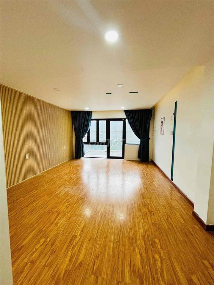 NHÀ CHO THUÊ TRỆT 3 LẦU - FULL MÁY LẠNH -  MẶT TIỀN Đ. TRẦN HOÀNG NA