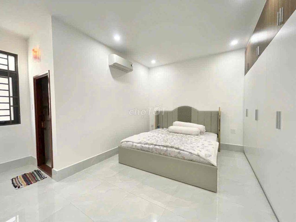 NHÀ CHO THUÊ: TRỆT 3 LẦU MỚI ĐẸP - SẴN NỘI THẤT - KDC HỒNG LOAN 5C