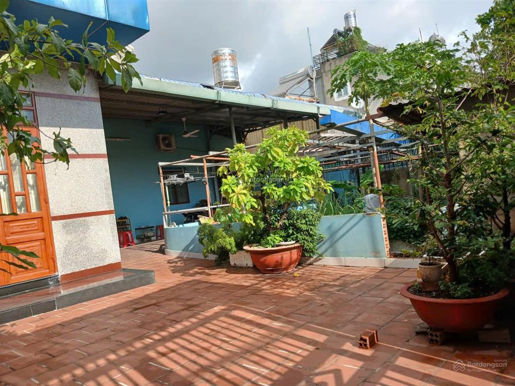Bán nhà vườn cấp 4 2 mặt tiền gần go dĩ an & làng đại học   0907 105 ***