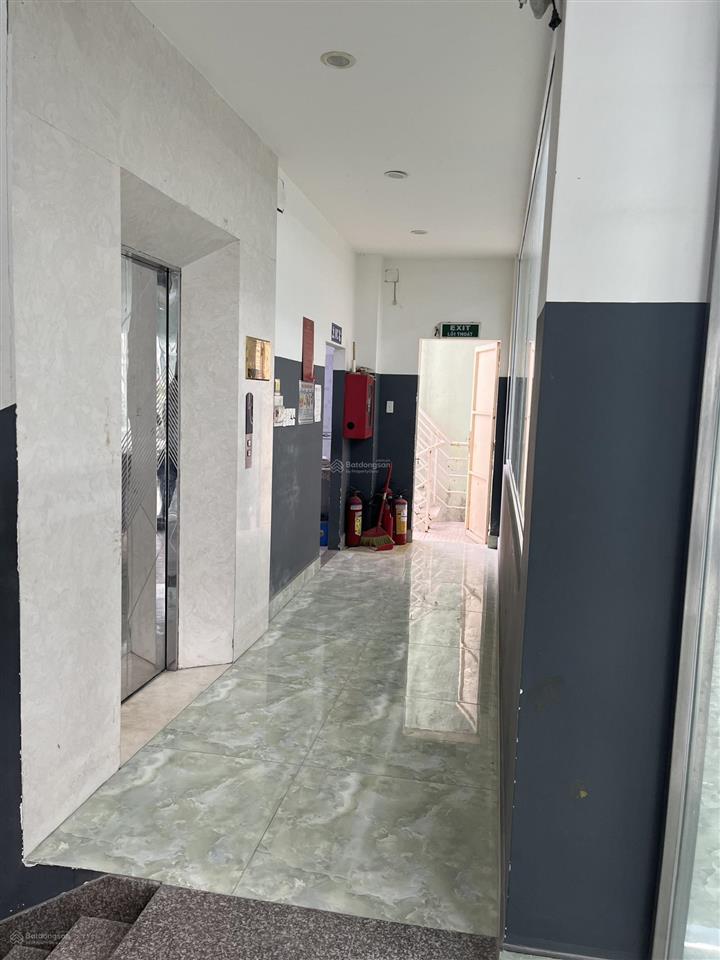 Bán tòa nhà căn hộ dịch vụ góc 2 mt 8 tầng thang máy, mặt tiền khủng lên tới 12m, hẻm ô tô tránh