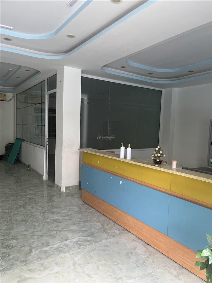 Bán tòa nhà căn hộ dịch vụ góc 2 mt 8 tầng thang máy, mặt tiền khủng lên tới 12m, hẻm ô tô tránh