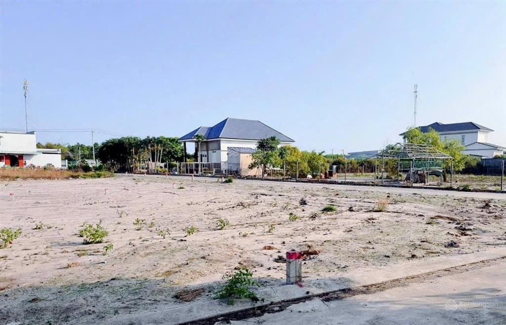 Bán đất tại thị trấn phước hải, 850 triệu vnd, 128 m2, mặt tiền 31m