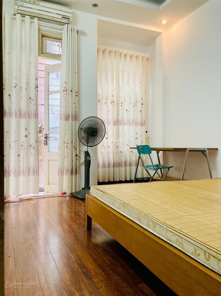 Cho thuê nhà 33m2 x 4 tầng, đủ đồ dùng và thiết bị pccc tại ngõ 358/25/5 bùi xương trạch, hà nội
