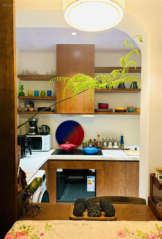 Homestay hàng vôi, hoàn kiếm, dòng tiền 40tr/tháng, 75m2 2pn nhà đẹp giá 7,5 tỷ