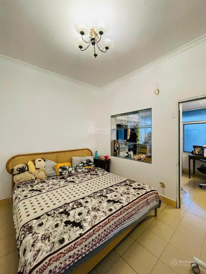 Chỉ 4,95 tỷ tập thể gần nguyễn thái học, đống đa, tầng 2, lô góc, sổ to, 90m2 3pn ở ngay