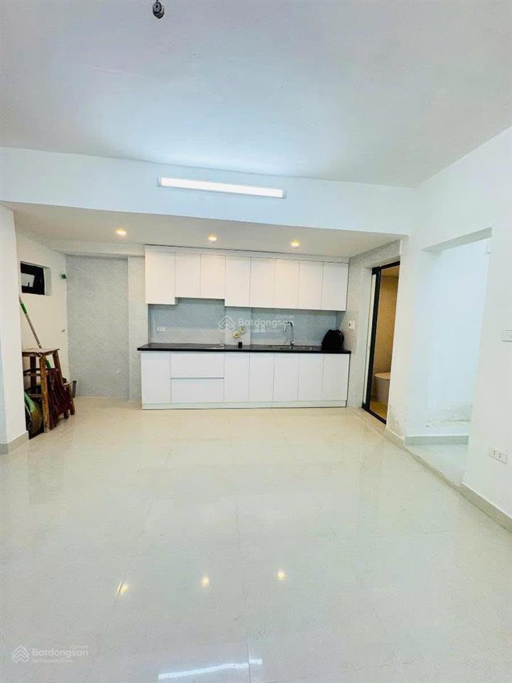 Có 1.0.2 tập thể khu vip nguyễn chí thanh, đống đa, ô tô, 65m2 2pn ở ngay chỉ 4,1 tỷ