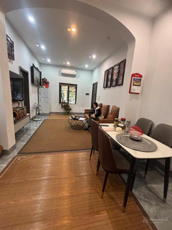 Tập thể lý nam đế, hoàn kiếm, kd, tầng 1, sổ to 70m2 2pn ở luôn giá 7,7 tỷ