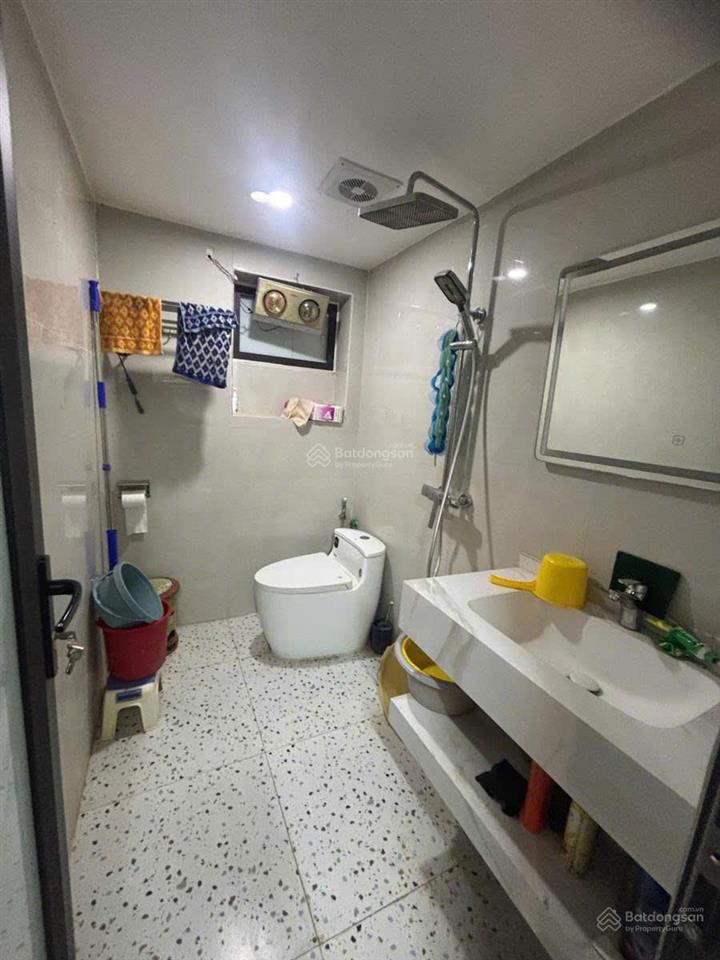 Tập thể lý nam đế, hoàn kiếm, kd, tầng 1, sổ to 70m2 2pn ở luôn giá 7,7 tỷ