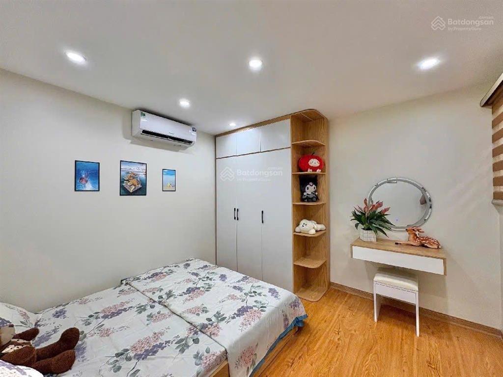 Hiếm! tập thể trần xuân soạn, hai bà trưng, tầng 2, lô góc 70m2 3pn 2wc ở luôn giá 3,75 tỷ