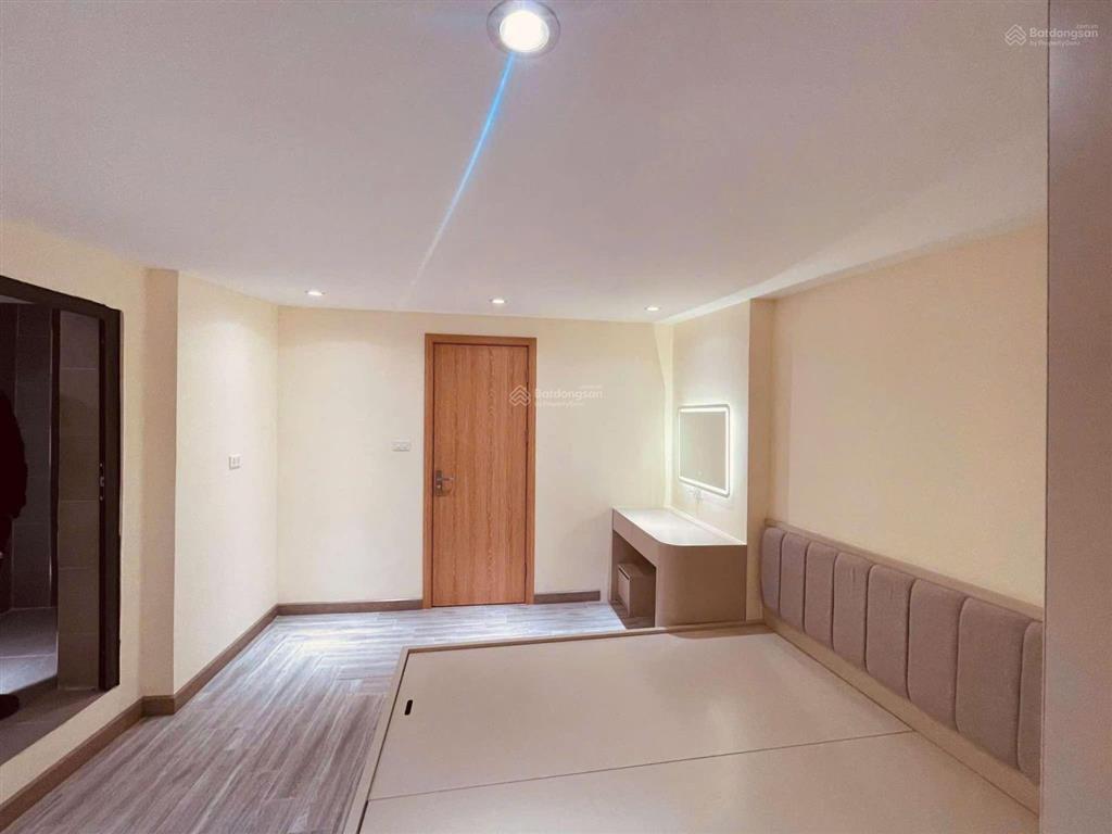 Chính chủ bán tập thể giảng võ, ba đình, tầng 2, gần hồ, 100m2 3pn 2wc giá 5,98 tỷ