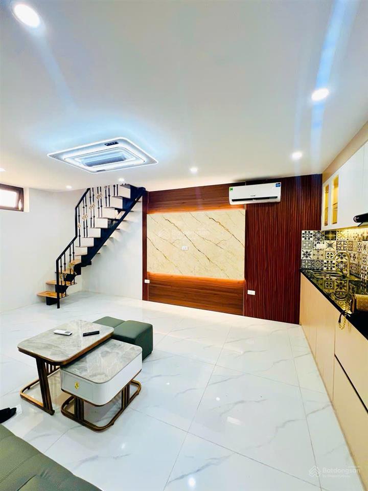 Chính chủ bán căn hộ phùng hưng, hoàn kiếm, tầng 2, 70m2 2pn ở luôn giá 4,3 tỷ